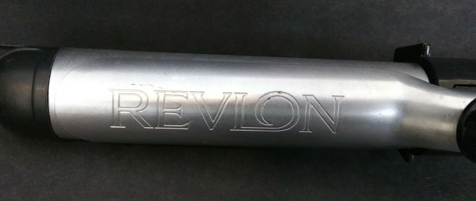 Revlon Ceramic Curling Iron Black Long Lasting Extra Loose Curls 1.5 Inch - Image 2 of 4