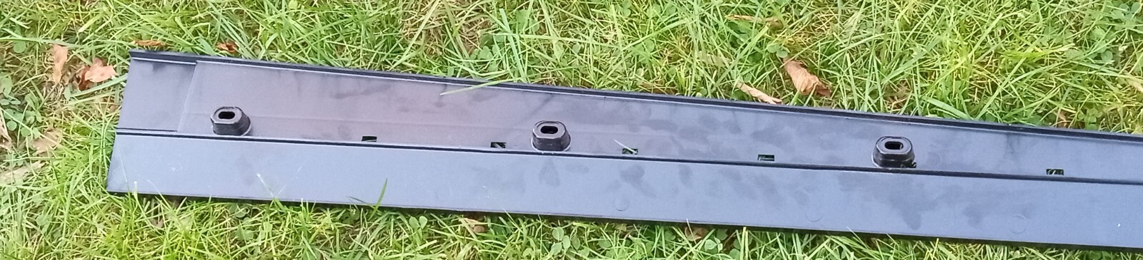 Ferrari 550 Right Door Step Kick Plate Sill Panel_64552200_575_RH Side_GENUINE