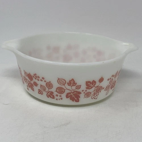 Vintage Pyrex Pink Gooseberry 472 1 1/2 pt Round Casserole Dish No Lid USA Made