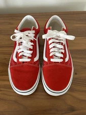 VANS Old Skool Sneakers (women’s size 9, Men’s size 7.5)