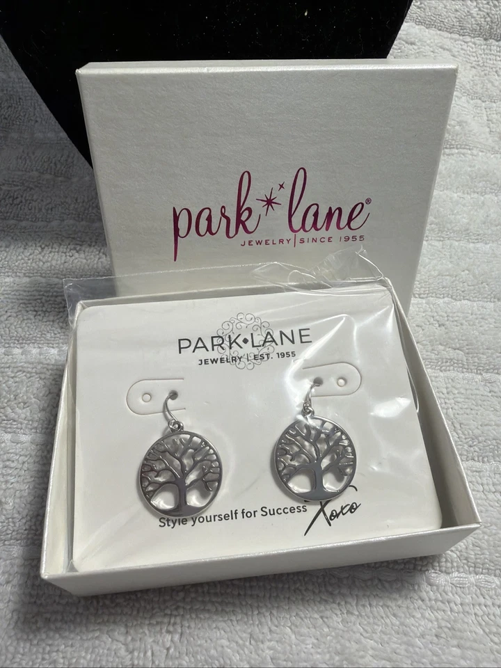 Pendientes Park Lane tono plata nuevos en caja Foto 4 de 4