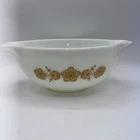 Vintage PYREX  Cinderella  "Butterfly Gold"  Nesting Mixing Bowl #443 2 1/2 QT