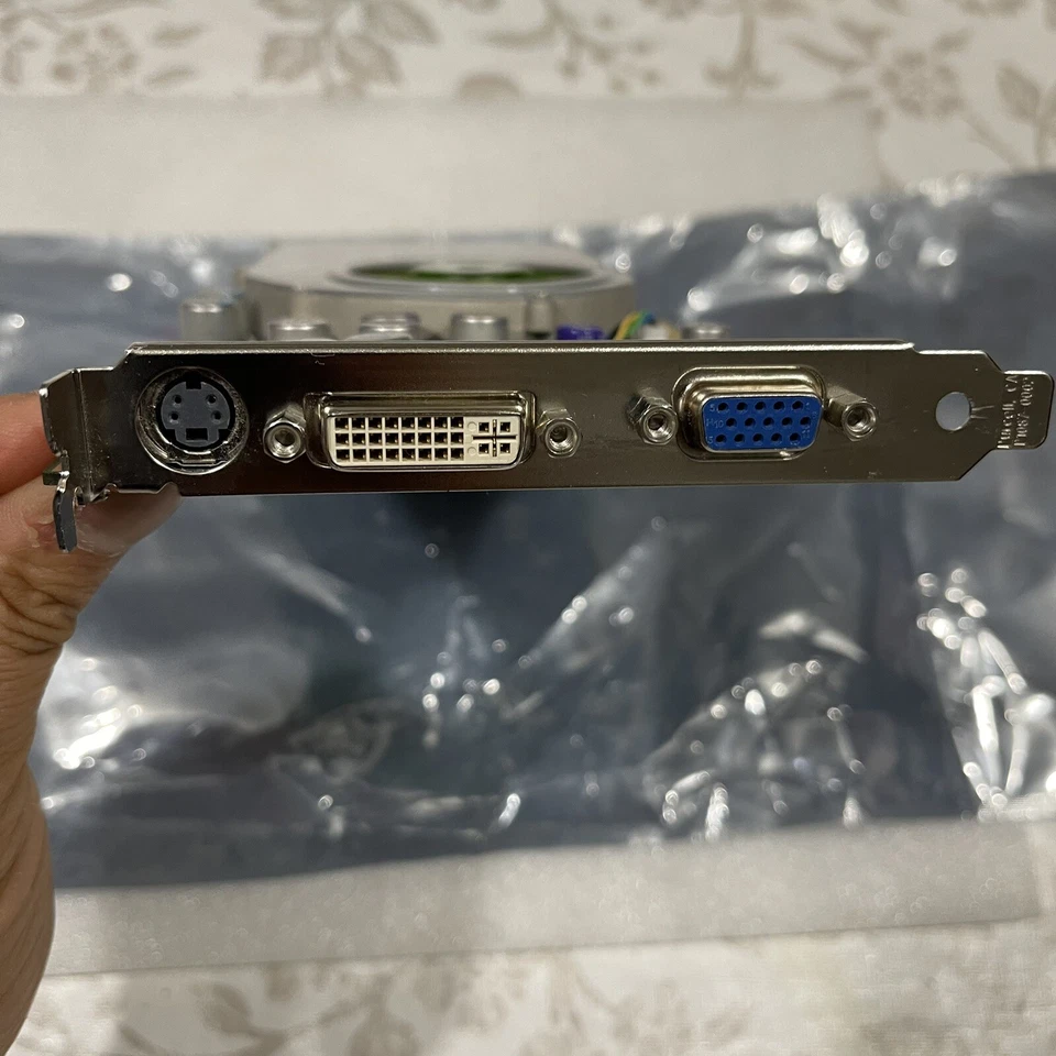 BFG NVIDIA GeForce 7800GS SUPERCLOCK SEGA LINDBERGH 256MB GDDR3 AGP VIDEO CARD - Image 3 of 4