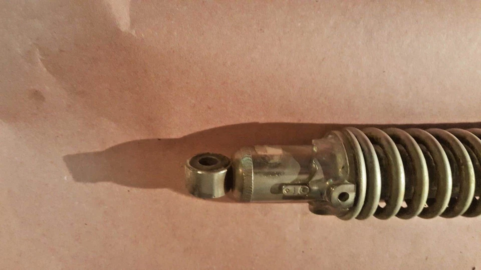 AMORTIGUADORES TRASEROS SUZUKI GS400 (bin103)* Foto 2 de 4