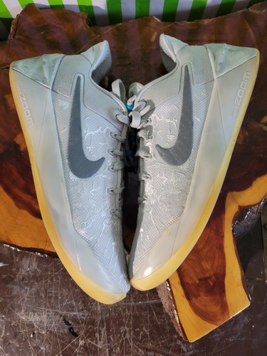 kobe 12 white and gold