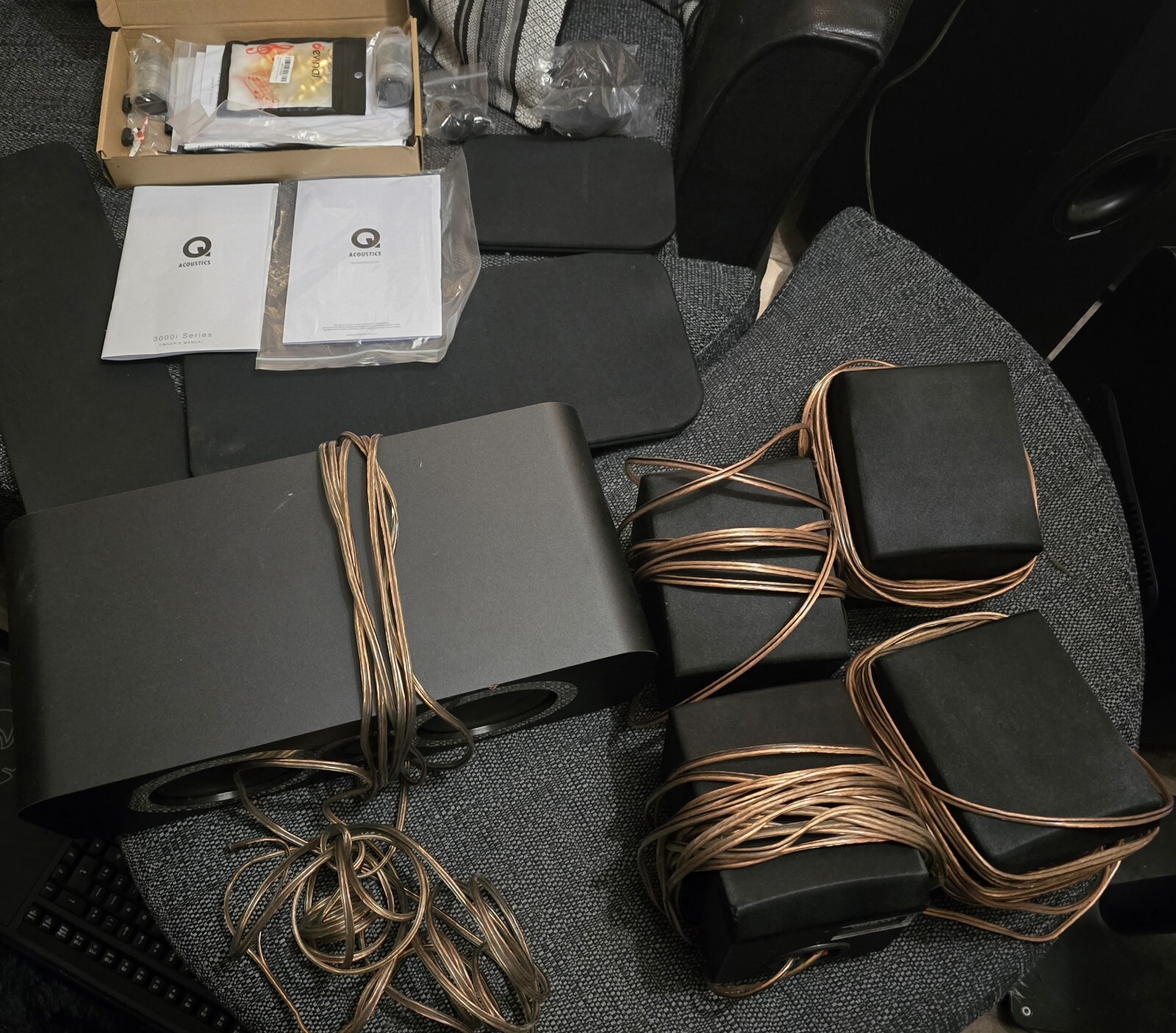 Q Acoustics Q 3050i Plus Cinema Pack + Onkyo Dolby Atmos Home Cinema