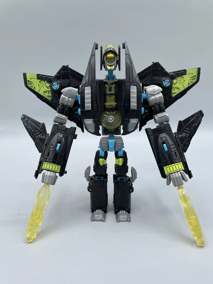 Hasbro Transformers Movie Deluxe Class Overcast Allspark Power Complete - Image 2 of 4