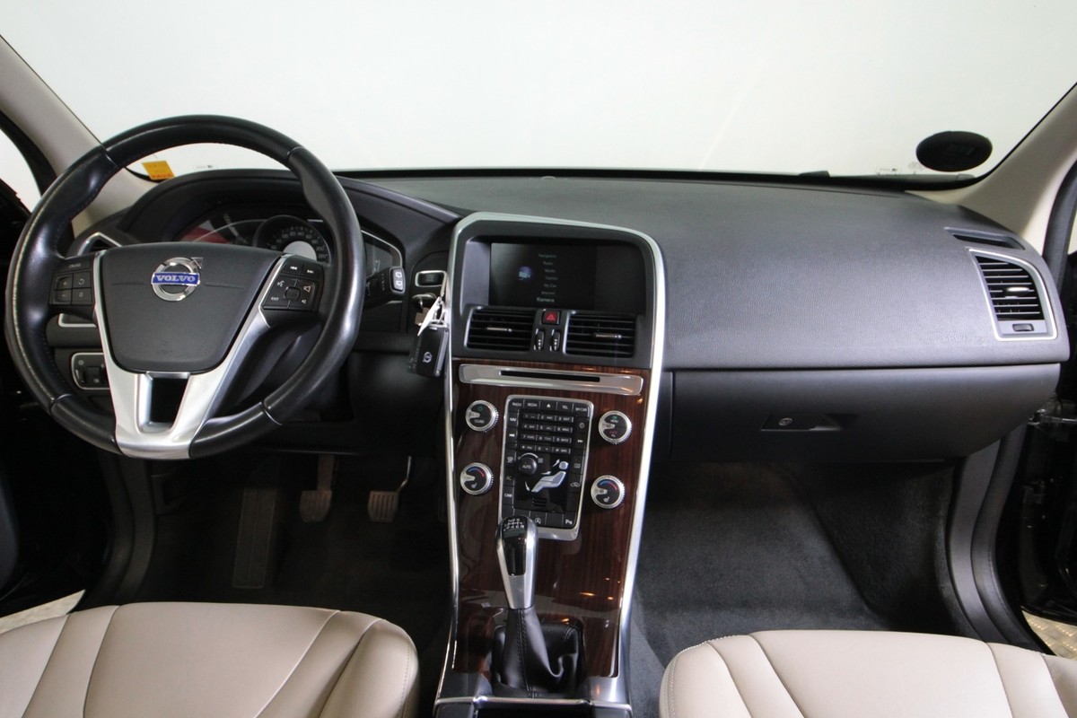 Volvo XC60 2,0 D4 181 Momentum