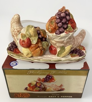 New Cracker Barrel Thanksgiving Tradition Serve Ware Cornucopia Salt & Pepper 