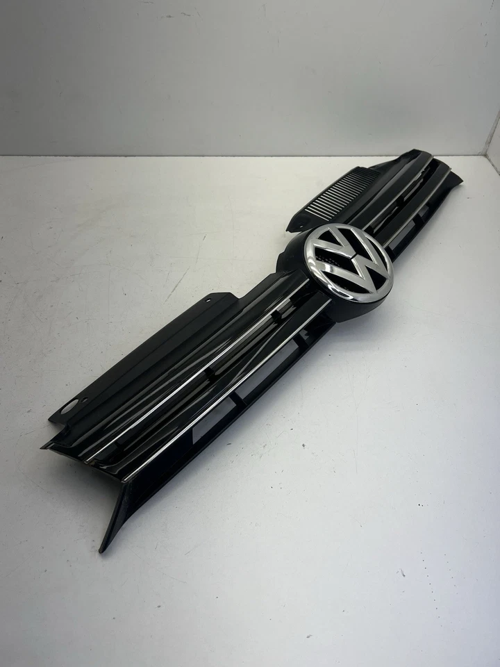 2010 Volkswagen  Jetta Sportwagen Golf Grill OEM. - Image 3 of 4