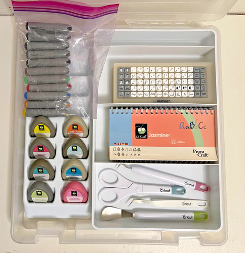 CRICUT Storage Case Accessories Lot Tools Pens Books Keypads 8 Cartridge Bundle❤