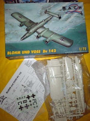 MACH 2 GP 033 Blohm und Voss Bv 142  1:72 mit OVP