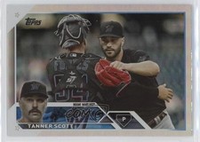 2023 Topps Series 1 Rainbow Foil Tanner Scott #18 02l5