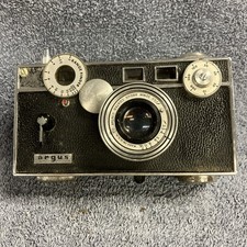 Vintage Argus C3 35mm Rangefinder Camera The Brick W/50mm F/3.5 Cintar Lens