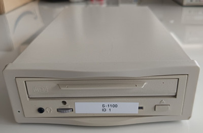 ext. SCSI CD ROM Laufwerk u.a. für Akai S-1000 Sampler Serie