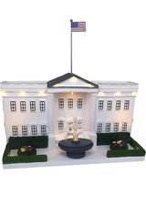 🔥NEW🔥 Top Treasures Christmas Village - White House Pre Lit, 011822 - NIB
