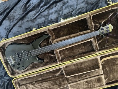 ベース Ibanez Ibanez Roadstar Bass Fretless BLK s-l400.jpg