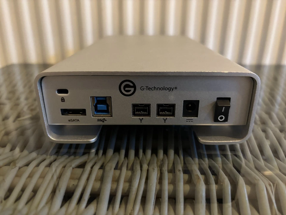 G-Technology G-Drive 2TB FireWire 800 / eSATA / USB 3.0 External Hard Drive - Image 3 of 4