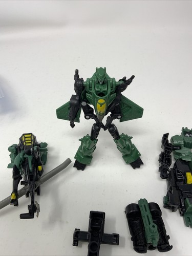 Transformers Generations Thrilling 30 Deluxe Class Minicon Assault Team - 第 2/10 張圖片