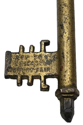 KEY to 1933 CHICAGO Worlds Fair “A Century Progress” Brass w/Gold Tone 8.5”x2.5” - Picture 6 of 16