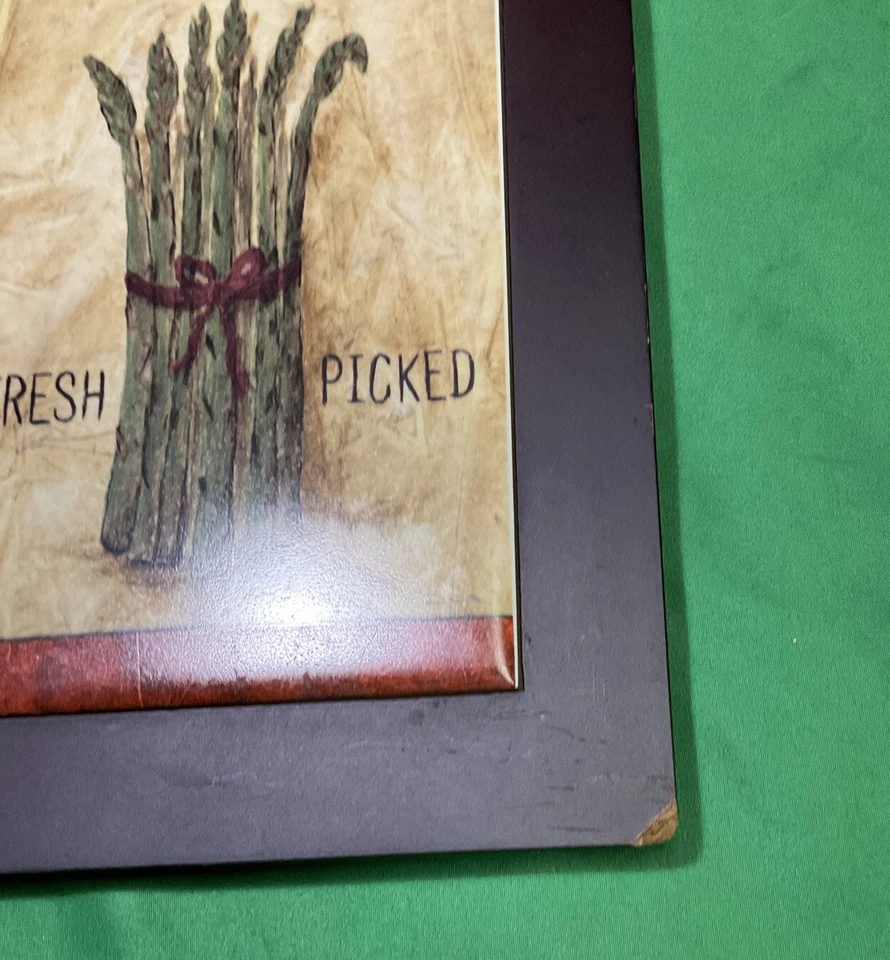 Wall Art / Vegetable- Asparagus Kitchen Decor 6” X 10“ Plaque- Multicolored - Image 4 of 4
