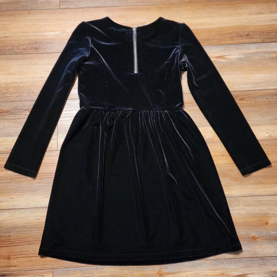 Vestido Gap Niñas XXL Negro Terciopelo Manga Larga GAPKids Foto 4 de 4