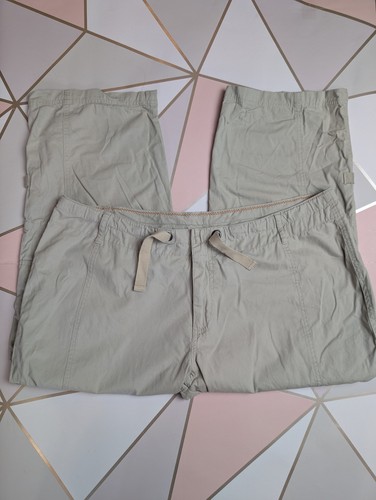 Columbia Cargo Style XCO Capri Hiking Outdoor Trousers 3/4 Length Beige Size XL - Picture 3 of 7