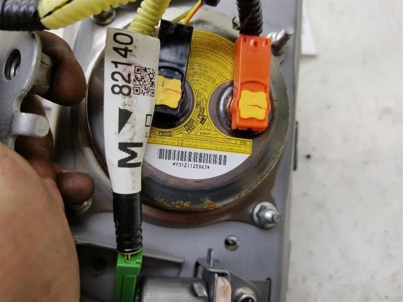 11 12 SCION IQ FRONT PASSENGER RIGHT DASH AIR BAG — 第 4/4 张图片