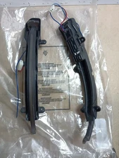 2 Pcs LED Dynamic Turn Signal Light, Side Mirror Flashing Lamp, Flowing Water...