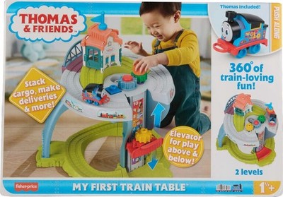 Thomas & seine Freunde   Mein erster Eisenbahn Tisch