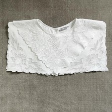 Vintage White Embroidered Floral 100 Cotton Detachable Collar Collectible