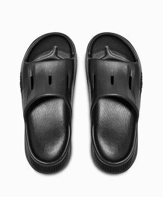 HOKA One One Unisex Ora Recovery Slide 3 Sandalen Schwarz Größe M7 W9