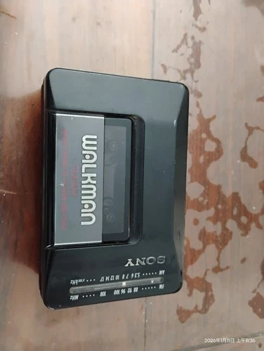 Sony Walkman WM-F2015 FM/AM Radio Cassette Player Black Vintage Retro