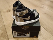 Jordan 1 Retro High OG (TD) In Black / Medium Grey / White - NEW W/ BOX SIZE 5C