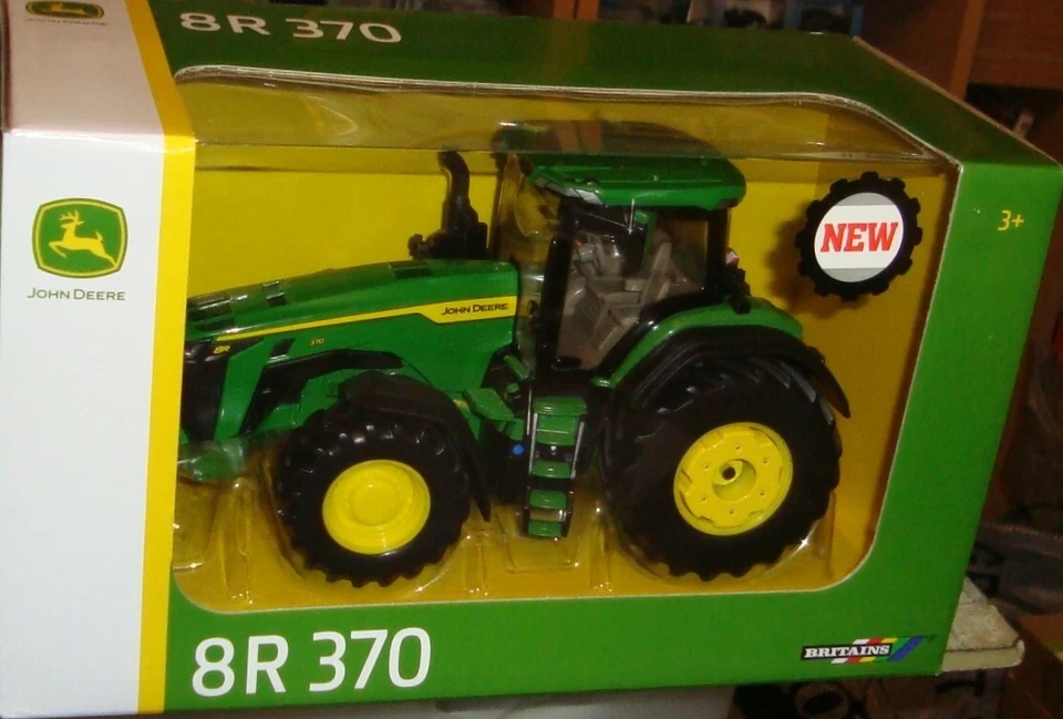 JOHN DEERE 8R 370 TRACTOR  - 1:32 SCALE - BRITAINS - 43289 — 第 2/4 张图片
