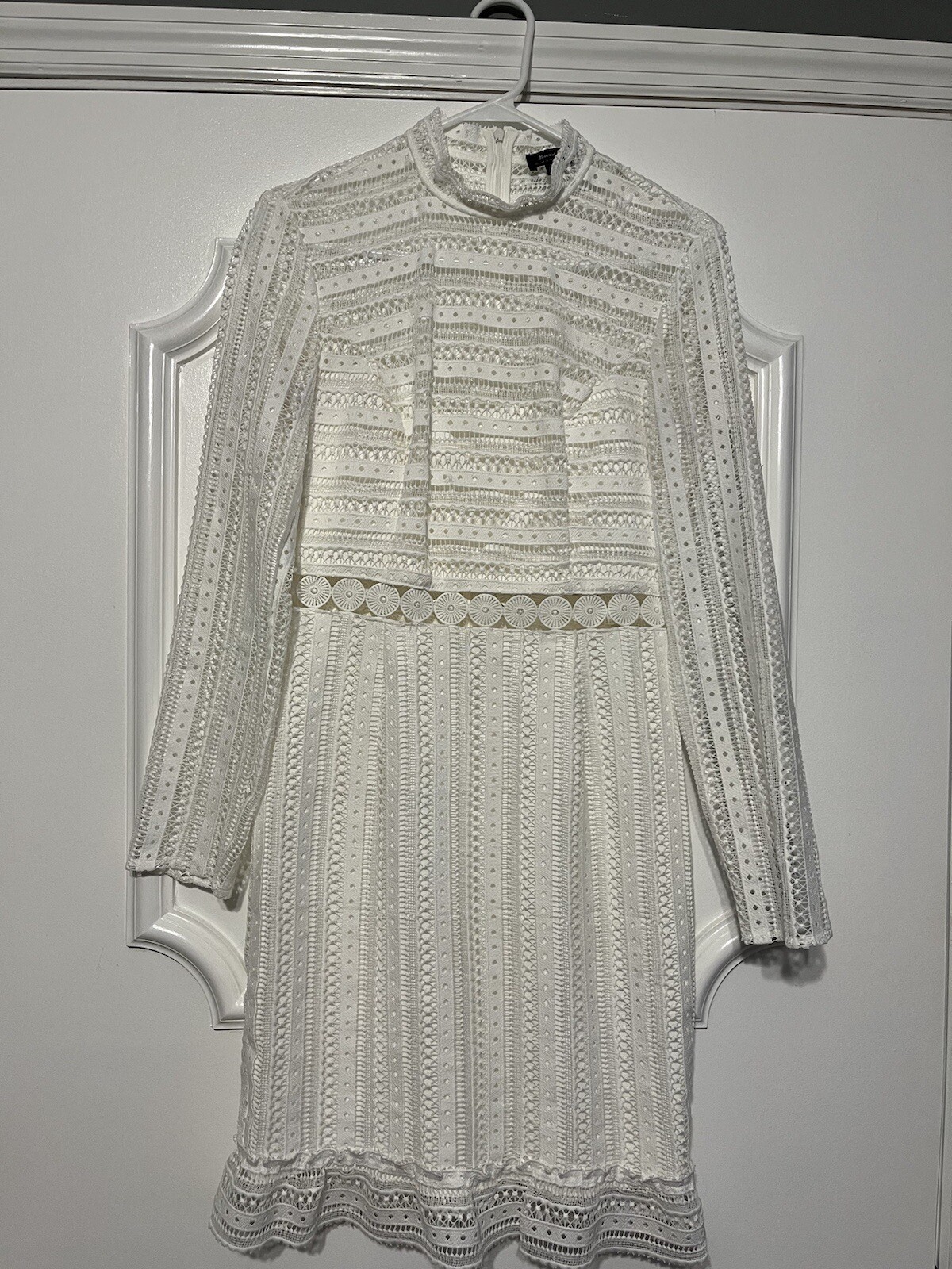 Beautiful Bardut Pale Ivory Crochet Sleeve After … - image 1