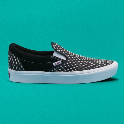vans comfycush black white