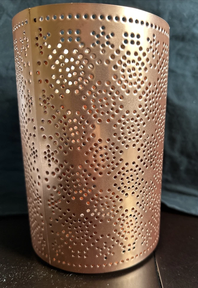 КОРПУС ВАННЫ РАБОТАЕТ МЕДНЫЙ УРАГАН МЕТАЛЛИЧЕСКИЙ МАЛЕНЬКИЙ ПОДСВЕЧНИК РУКАВ СВЕТИЛЬНИК НОВЫЙ - Изображение 4 из 4