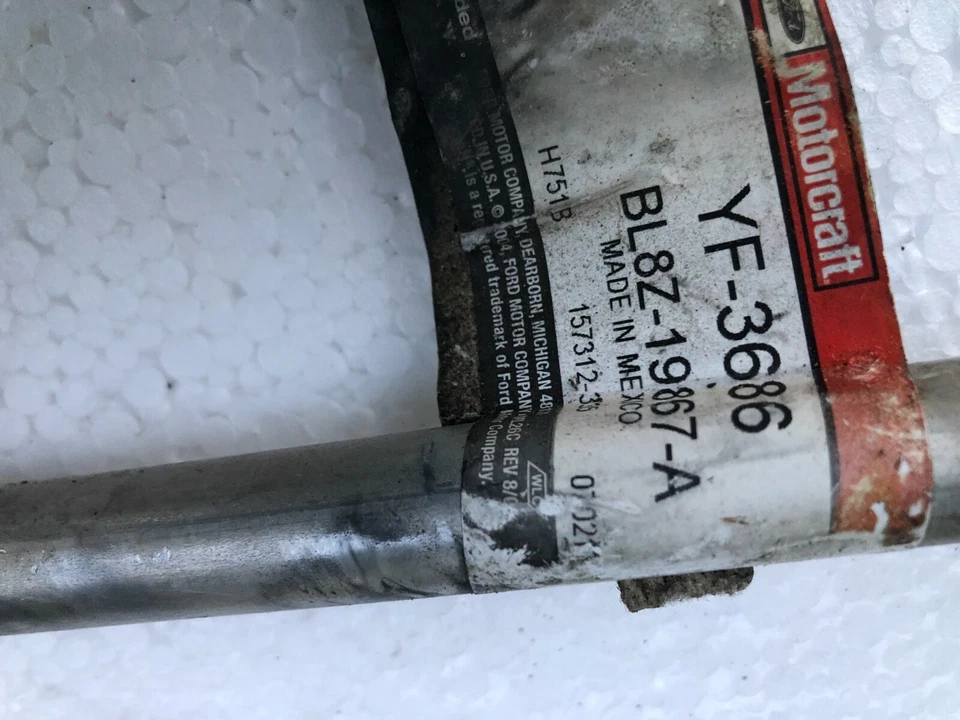 Шланг всасывающей линии кондиционера шланг для разгрузки хладагента 2009-2011 Mercury Mariner - Изображение 2 из 4