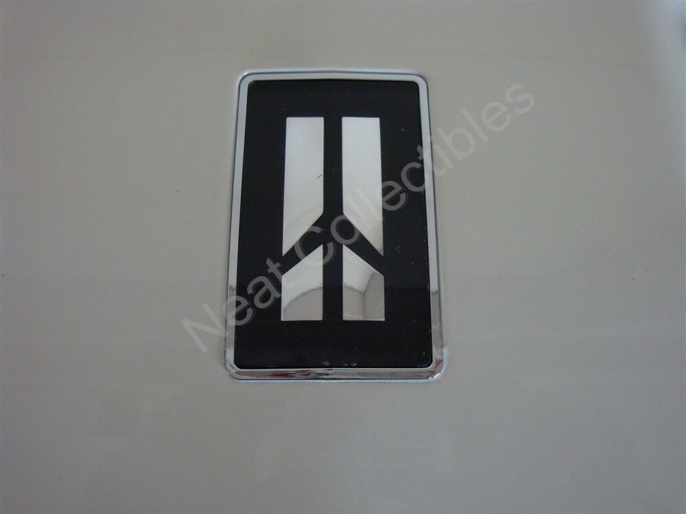 Picture 4 of 8