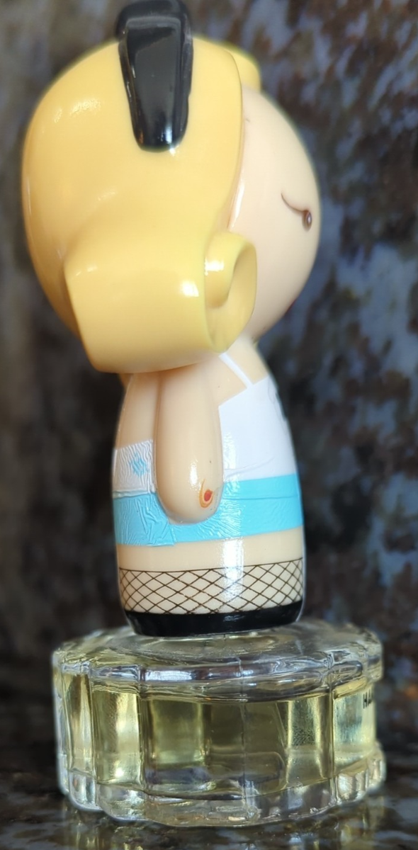 グウェン・ステファニーレア香水値下げしました Harajuku Lovers G Gwen Stefani Perfume /No Box RARE .3 Oz Eau De