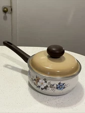 Vintage MCM 1970s Crowning Touch Blue Floral Design Enamel 1.5 Qt Saucepan w/Lid
