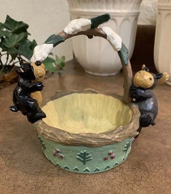 Vintage Christmas Resin Basin Shelf Decor ( Moose & Bear)
