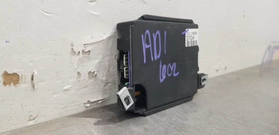 91 CHEVY CORVETTE C4 CRUISE CONTROL MODULE 25110888 - Image 4 of 4