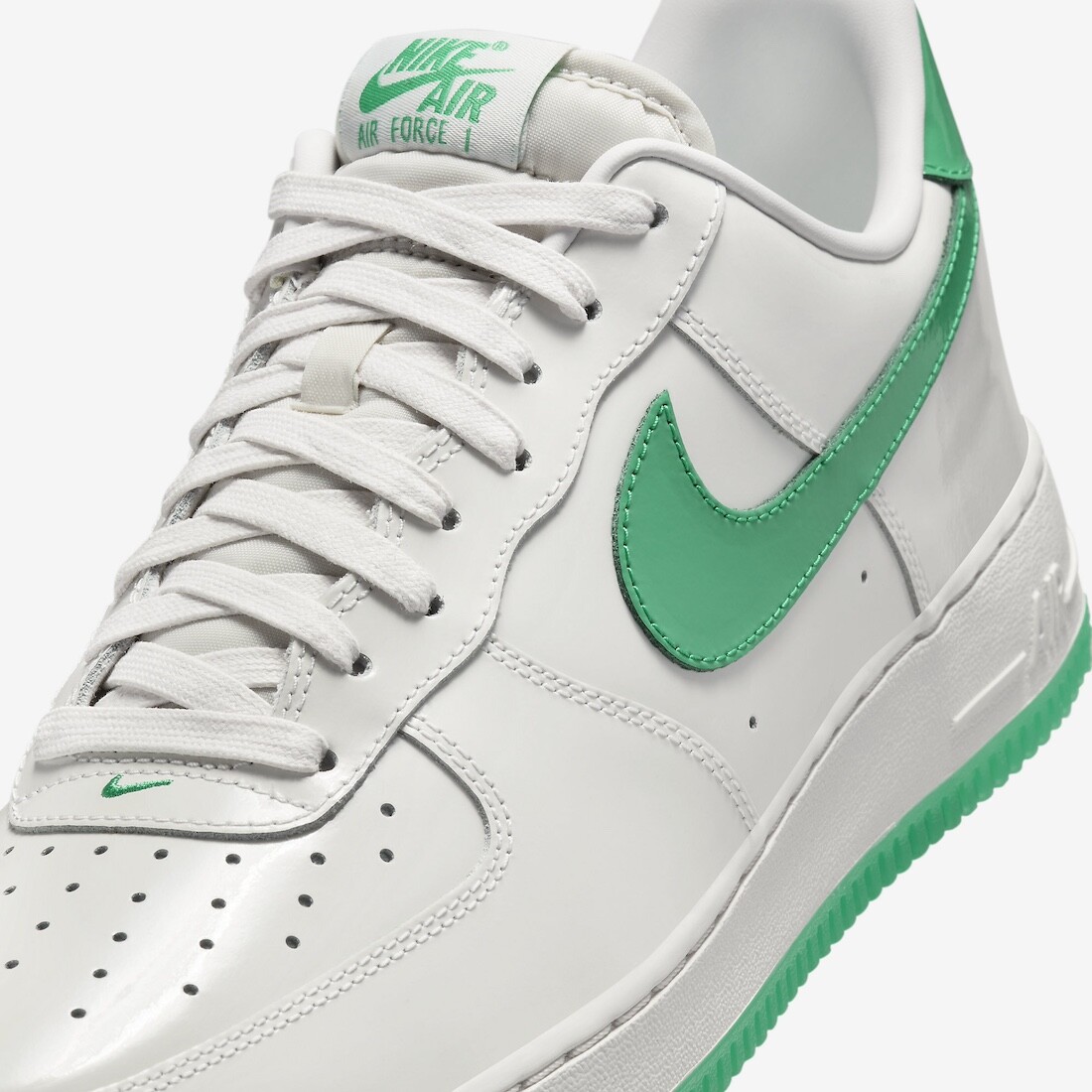靴 Nike Air Force 1 Low \"Green and Muslin\" 113弾】「AF1の中でもオススメ」Nike WMNS Air Force 1 Low