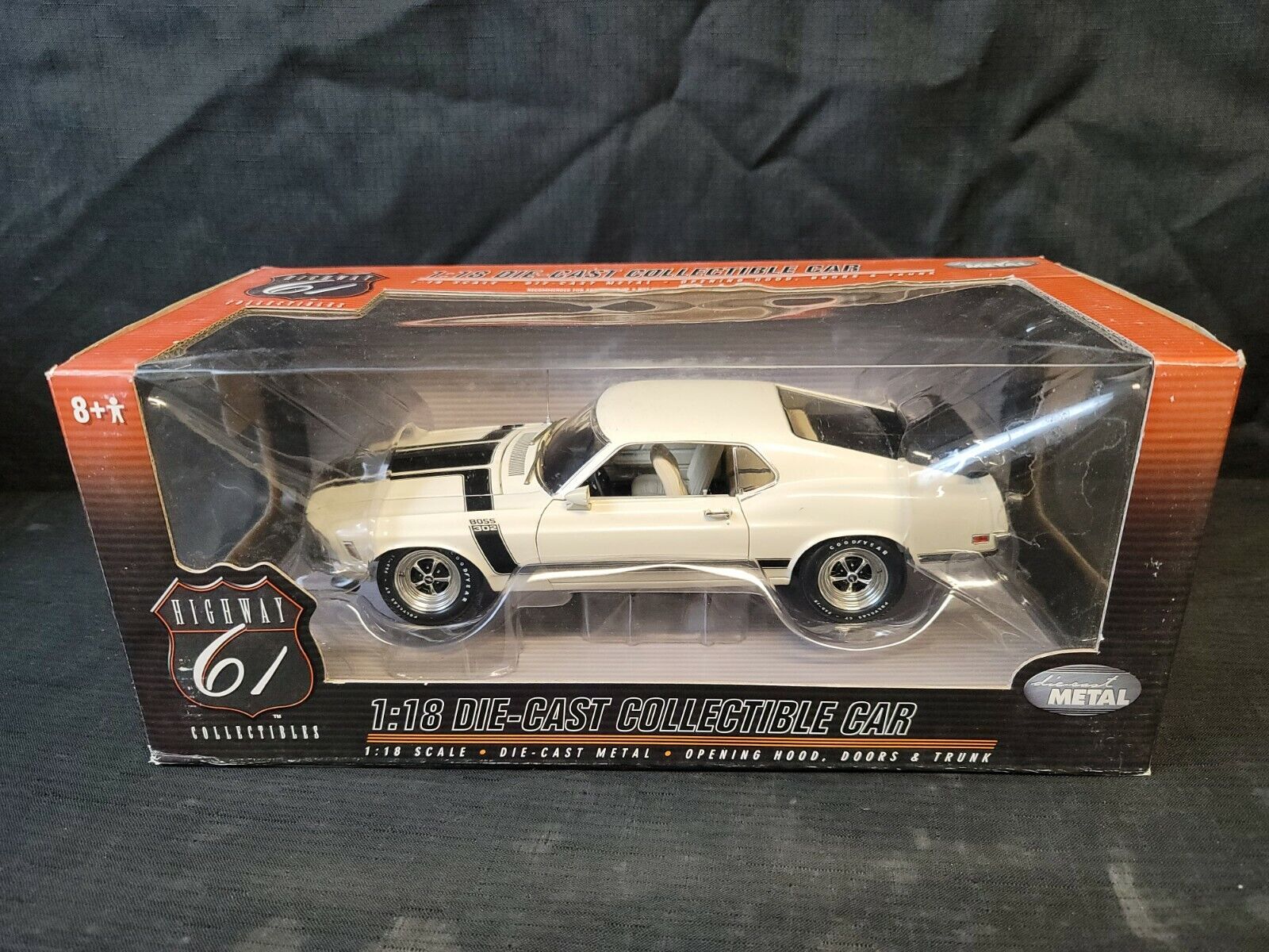 RARE WHITE HIGHWAY 61 1970 FORD MUSTANG BOSS 302 1/18 DIE CAST SCALE MODEL DCP