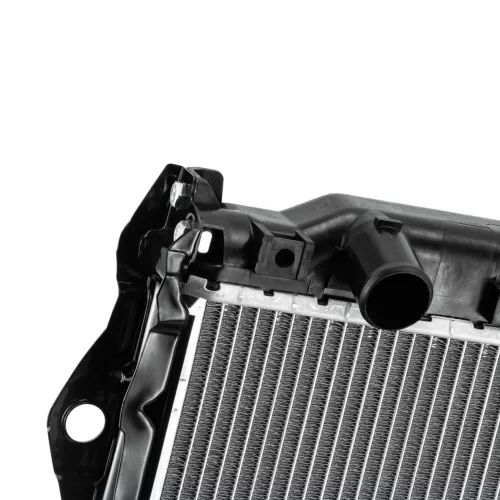 Premium Radiator For TOYOTA Landcruiser 80 Series FZJ80R FJ80R 4.5L 6Cyl Petrol - Picture 9 of 9