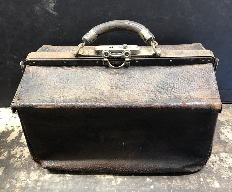 Old Doctors Bag *old and used*