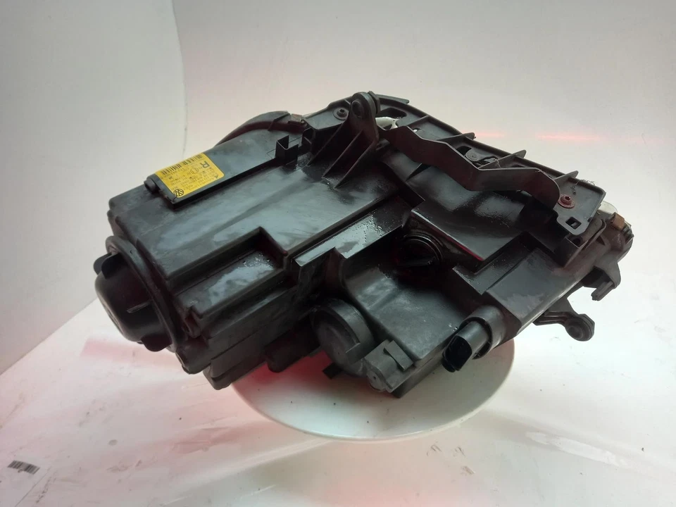 Faro delantero derecho VOLKSWAGEN TOURAN O/S 2006-2010 5 puertas MPV   - Imagen 4 de 4