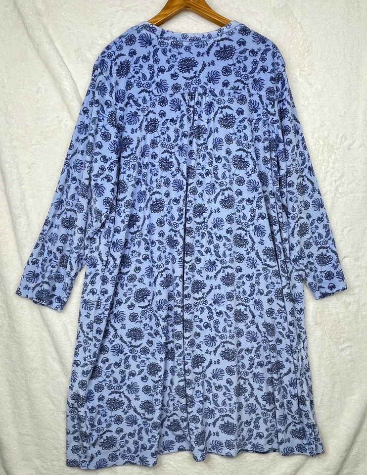 Aria Collection Nightgown Womens 4X Blue Floral Soft Fleece Pockets CottageCore - Image 2 of 4